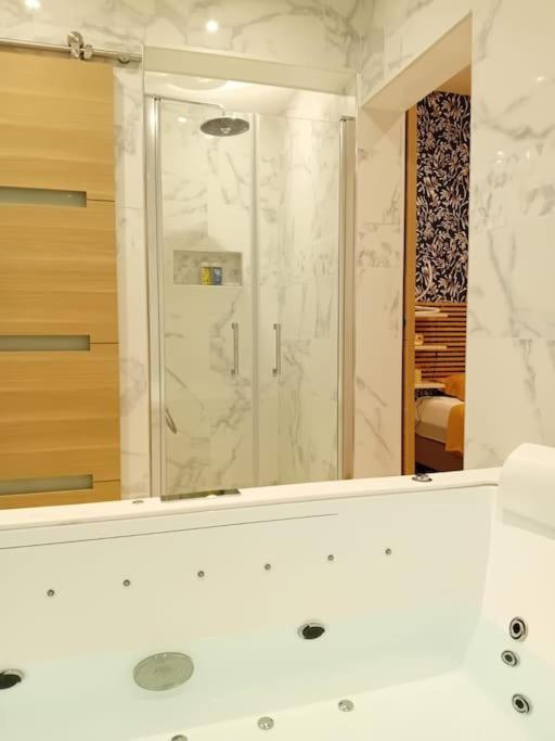 Maison Avec Jacuzzi - Louvres Proche Roissy Cdg - Paris Extérieur photo